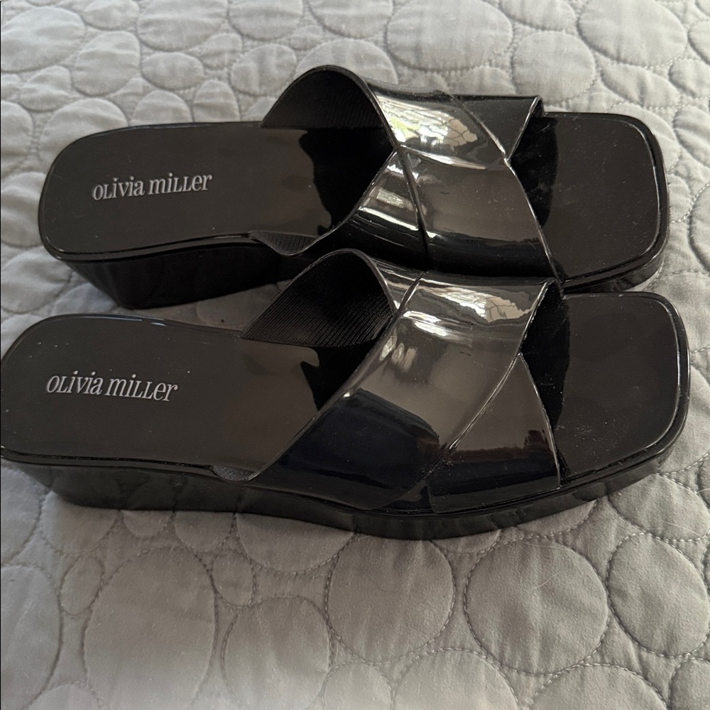 Olivia Miller Glossy Black Sandals
